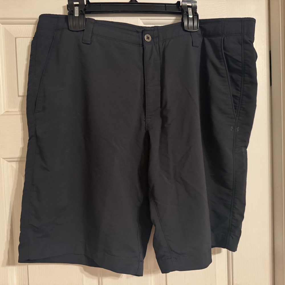 Under Armour heatgear loose men’s shorts
